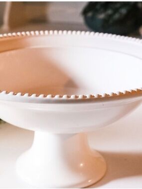 Bella Lux White Ceramic Pedestal Serving Bowl